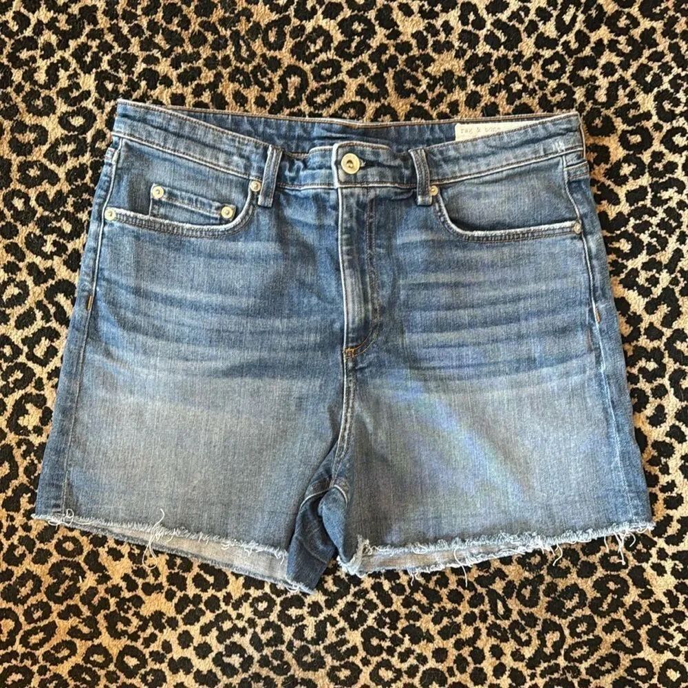 Rag & Bone Blue Jean Shorts with Cuffed Hem size 32 (10-12)